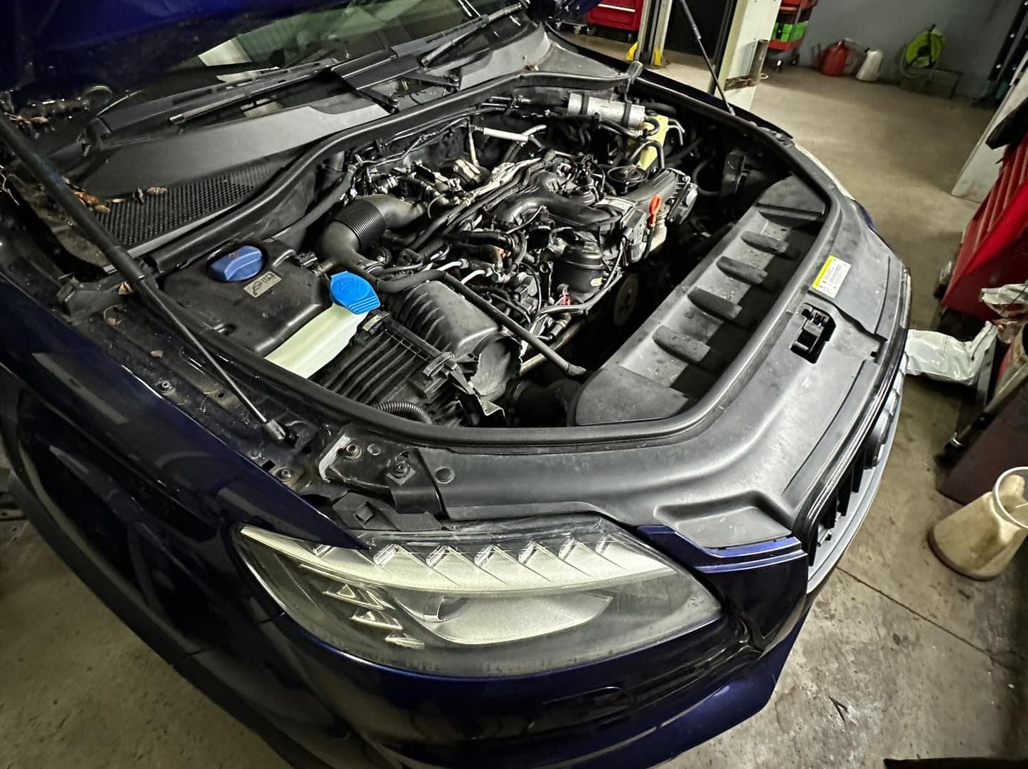 Engine Cleaning at Mitsiland, Manchester