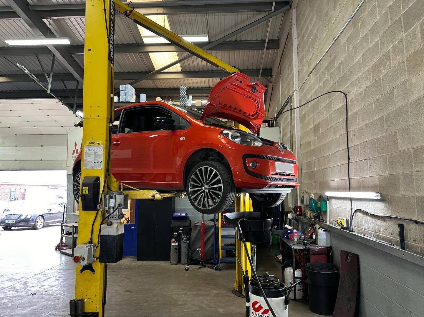 Vehicle upgrades and performance tuning at Mitsiland Manchester